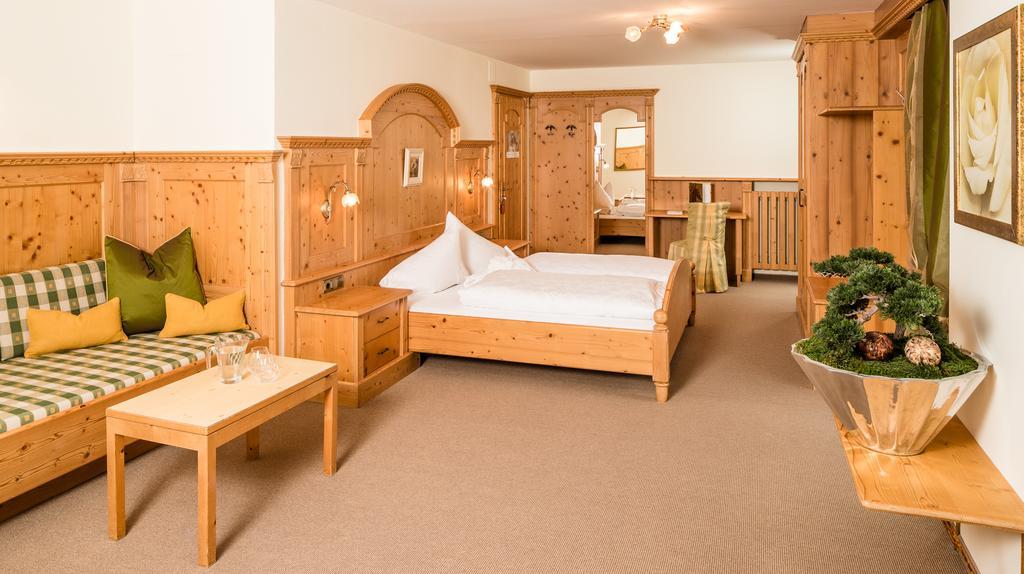 Hotel Roessl Rablà Extérieur photo